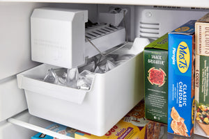 Whirlpool 16.3-cu ft Top-Freezer Refrigerator ( White )