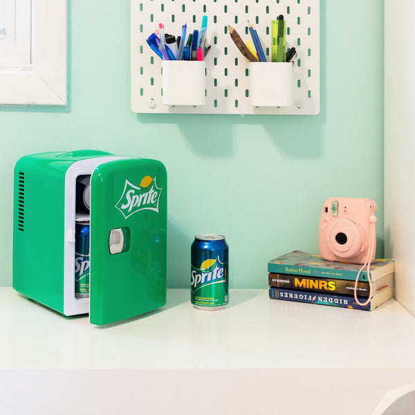 Coca-Cola Sprite 6 Can Portable 4L Cooler/Warmer 0.14-cu ft Mini Fridge ( Green )