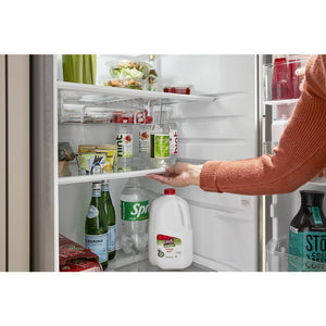 Whirlpool 16.3-cu ft Counter-Depth Top-Freezer Refrigerator ( Black )