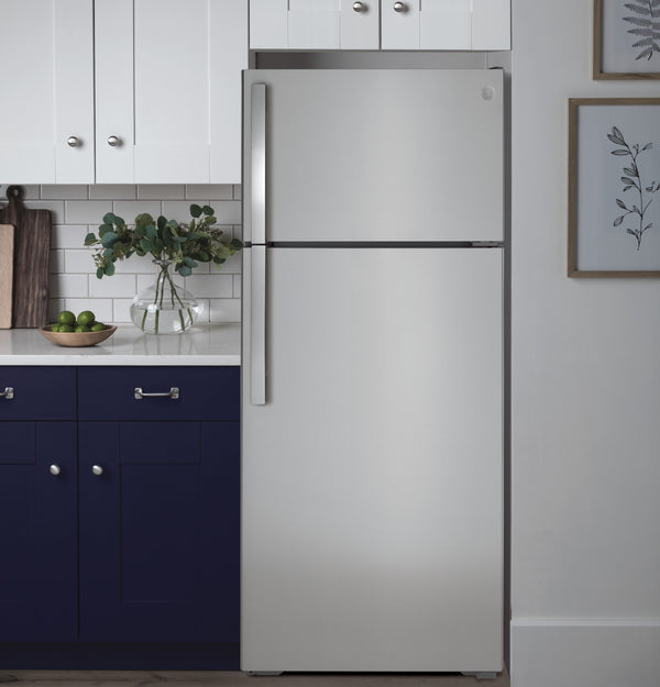GE 19.1-cu ft Top-Freezer Refrigerator ( Stainless Steel ) ENERGY STAR Certified