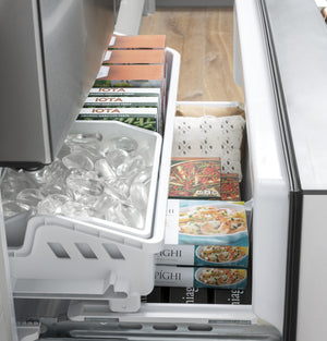 Cafe Counter-Depth 18.6-cu ft 3 -Door French Door Refrigerator with Ice Maker with Water Dispenser ( Stainless Steel ) ENERGY STAR Certified