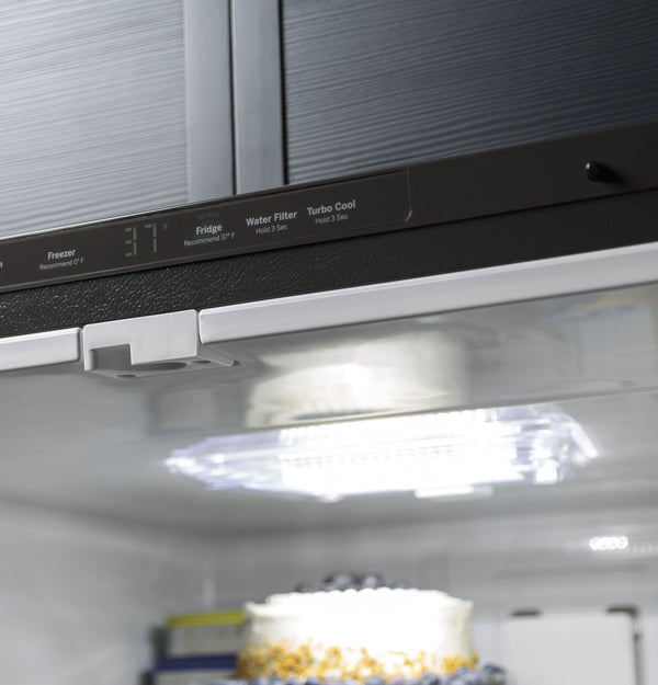 GE 20.9-cu ft Standard-Depth Bottom-Freezer Refrigerator with Ice Maker ( Stainless steel ) ENERGY STAR Certified