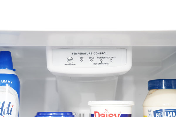 Premium Levella 10.0-cu ft Counter-Depth Top-Freezer Refrigerator ( White )