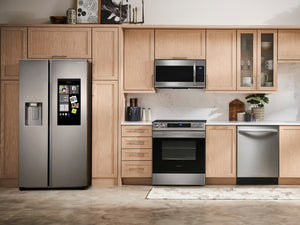 Samsung Family Hub 26.7-cu ft Side-by-Side Refrigerator Smart Compatible with Ice Maker ,Water and Ice Dispenser ( Fingerprint Resistant Stainless Steel ) ENERGY STAR Certified