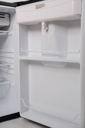 Frigidaire 4.5-cu ft Mini Fridge ( Black )