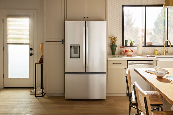 Whirlpool Standard-Depth 29.58-cu ft 3 -Door French Door Refrigerator with Ice Maker with Water and Ice Dispenser ( White ) ENERGY STAR Certified