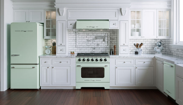 UNIQUE Classic Retro 17.7-cu ft Counter-Depth Bottom-Freezer Refrigerator with Ice Maker ( Summer Mint Green ) ENERGY STAR Certified