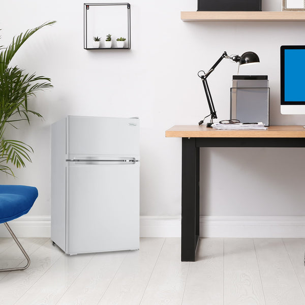 Danby 3.1-cu ft Mini Fridge with Freezer ( White ) ENERGY STAR